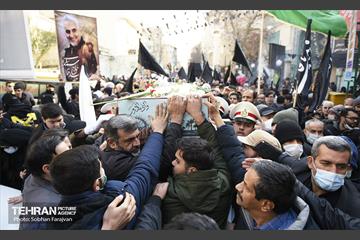 تشییع پیکر شهید گمنام در مسجد حجت(عج) 28