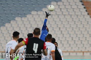 دیدار تیم های فوتبال پرسپولیس و مس کرمان 18