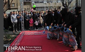 بازدید نماینده مجلس و استاندار تهران از نورزگاه بلوار کشاورز 23