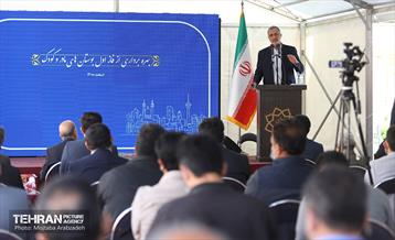 مـراسم بهره برداری از فاز اول بوستان های مادر و کودک 18