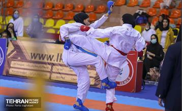 مسابقات انتخابی تیم ملی کاراته زنان 16