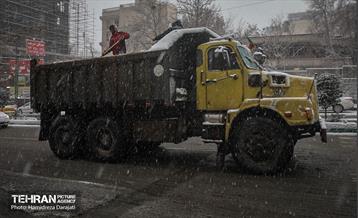 عملیات برف‌روبی در منطقه1