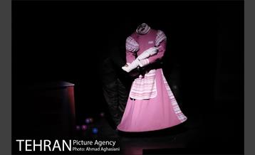 نمایش "شب اسرارآمیز" 5