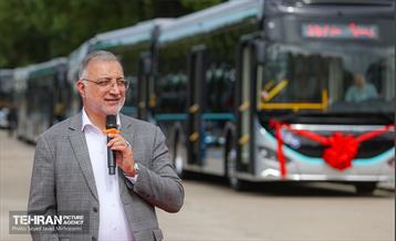 آیین رونمایی و تحویل 110 دستگاه اتوبوس جدید برقی پایتخت در کشور چین 13