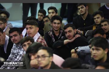 نشست صمیمانه شهردار تهران با دانش آموزان بسیجی سراسر کشور 22