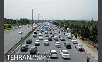 دومین روز از بیست و نهمین نمایشگاه بین المللی کتاب تهران 2