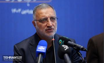 نشست صمیمانه شهردار تهران با قهرمانان، پیشکسوتان و مدیران ورزشی کشور 18