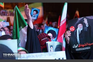 اجتماع مردم در هفتمین روز شهادت رهبر انقلاب اسلامی 24