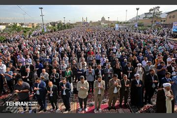 اقامه نماز عید فطر در حرم حضرت عبدالعظیم حسنی(ع) 8