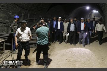 بازدید زاکانی از ایستگاه‌های جنوبی خط ۶ مترو 4
