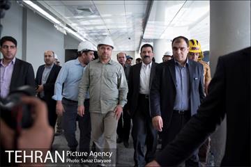 بازدید شهردار تهران از پایانه خط 6 مترو تهران -3 8