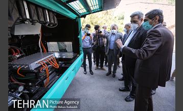 مراسم رونمایی از اتوبوس تمام برقی تولید داخل 19