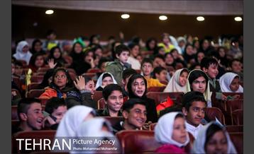 جشن بوی کاغذ رنگی 2