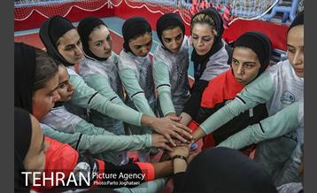 دیدار دو تیم فوتسال زنان سایپا و ملی حفاری 13