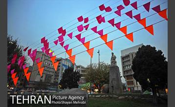 آذین بندی خیابان های تهران به مناسب ولادت حضرت محمد(ص) 7