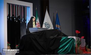 آیین تجلیل از ناشران آثار مادران و همسران شهید 27