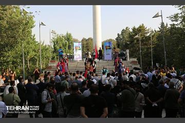 اهتزاز بزرگترین پرچم فلسطین جهان در تهران 35