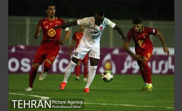 دیدار نقت تهران و پرسپولیس تهران در لیگ برتر فوتبال 19