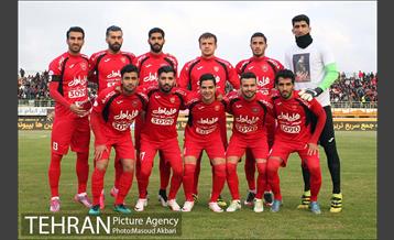 دیدار تیم های فوتبال صبا قم و پرسپولیس تهران