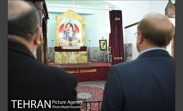 دیدار شهردار تهران با خانواده شهدا و جانبازان ارامنه در کلیسای ارامنه وارطان مقدس 3