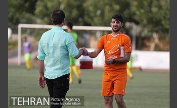 اولین تمرین تیم فوتبال نفت تهران با حضور علی کریمی
