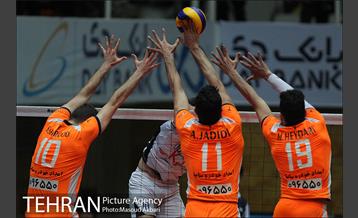 دیدار تیم های والیبال پیکان تهران و سایپا تهران