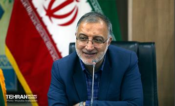 دیدار شهردار تهران با نخبگان منطقه 13