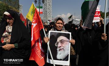 مراسم تشییع پیکر شهید سردار عباس نیلفروشان - 2 1