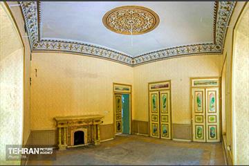 عمارت‌های تاریخی تهران؛ عمارت مستوفی الممالک 48
