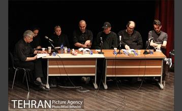 فیلمنامه خوانی سگ کشی در فرهنگسرای اندیشه‎ 9