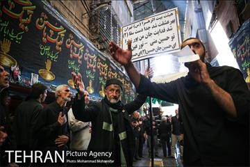عزاداری تاسوعا در بازار تهران 17