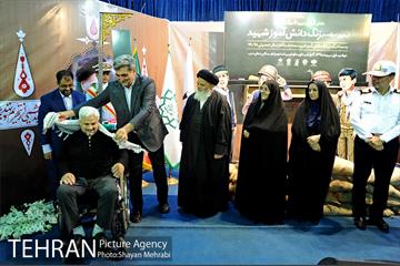 آیین نواختن زنگ دانش آموز شهید با حضور شهردار تهران 22