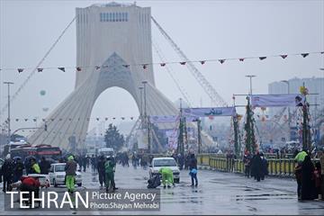 خدمات شهرداری تهران در پایان راهپیمایی یوم الله 22 بهمن 15