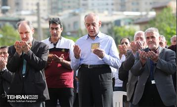 اقامه نماز عید فطر در محله بهرود 25