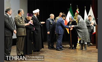 همایش گرامیداشت ایثارگران ادیان توحیدی 31