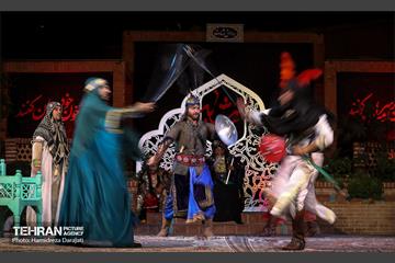 دومیـن شب سوگواره تعزیه‌خوانی «شبیه حسین(ع)» 24