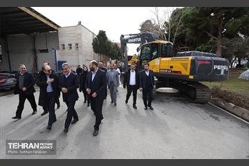 رونمایی از ماشین آلات سازمان مدیریت پسماند 13