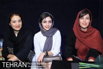 اکران خیریه فیلم سینمایی چهارشنبه به نفع زندانیان‎ 2