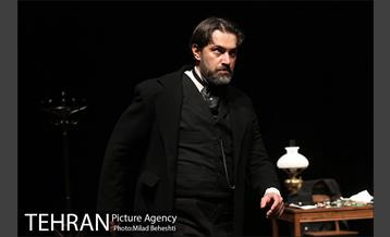 نمایش ماتریوشکا‎ 20