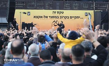 عزاداری شهادت امیرالمومنین (ع) در میدان امام حسین (ع) 37