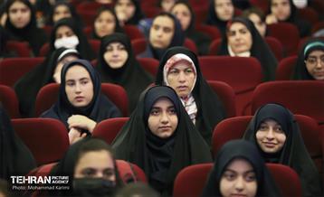 اولین جشنواره دانش‌آموزی «تا آسمان» 13