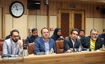 نشست هم اندیشی مدیران روابط عمومی با رییس مرکز ارتباطات شهرداری تهران 9