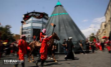 خیمه سوزان ظهر عاشورا در چهار راه گلوبندک  25