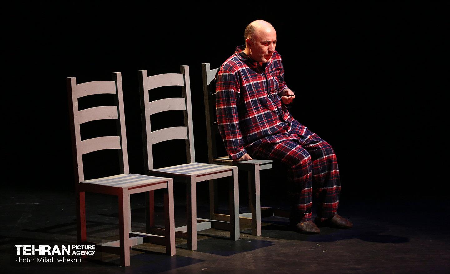 نمایش فرودگاه، پرواز شماره ۷۰۷‎‎