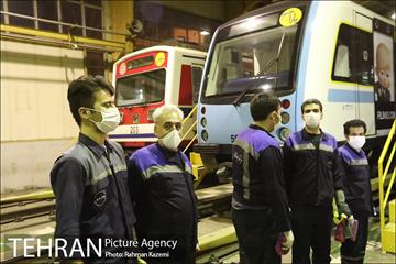 آغاز عملیات ضدعفونی کردن مترو تهران 16