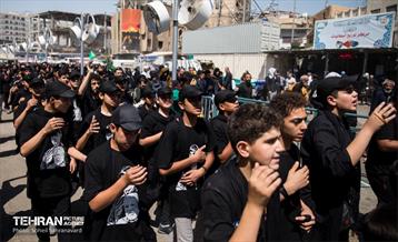 دسته عزاداری گروه سرود نوجوانان راهیان کربلا 14