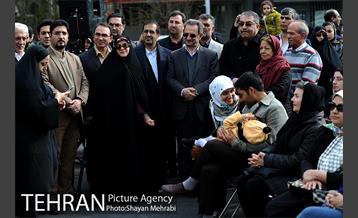 بازدید نماینده مجلس و استاندار تهران از نورزگاه بلوار کشاورز 16