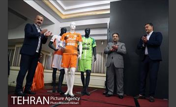 مراسم رونمایی از پیراهم تیم فوتبال سایپا در لیگ هفدهم  9