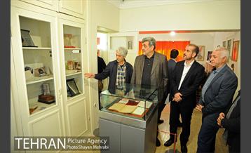بازدید شهردار تهران از خانه موزه سیمین و جلال 8