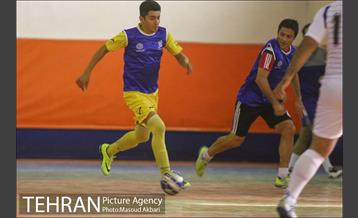 دیدار دوستانه تیم پردیس(کارتن خوابها) و مسئولان سازمان ورزشی شهرداری 12